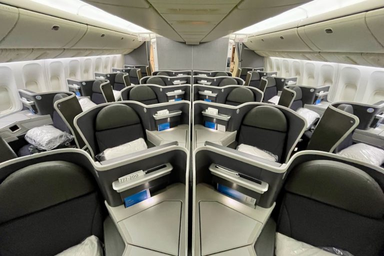 How to use American Airlines systemwide upgrades