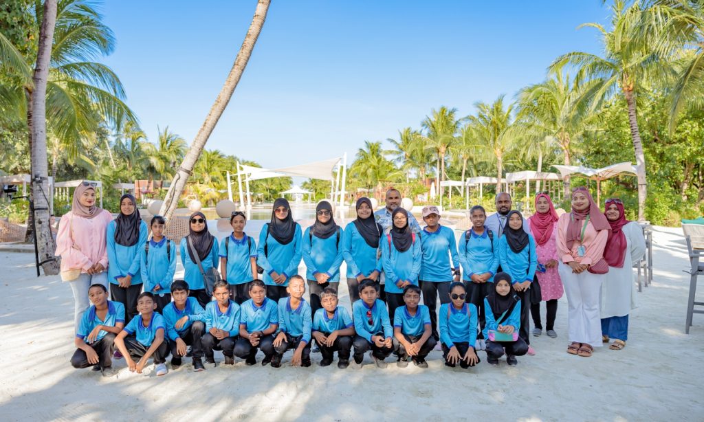 Kuda Villingili hosts sustainability awareness session for Kaafu Atoll Education Centre students – Hotelier Maldives