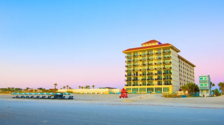 One Ocean Resort & Spain Atlantic Beach, Florida Joins Curator Hotel & Resort Collection