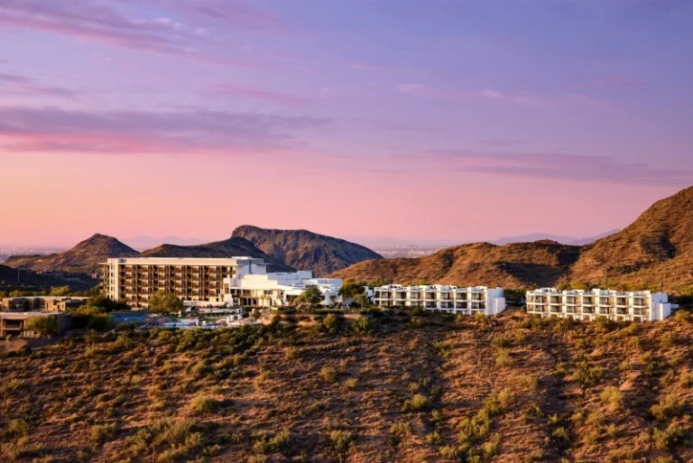 ADERO Scottsdale Resort, Autograph Collection Sold