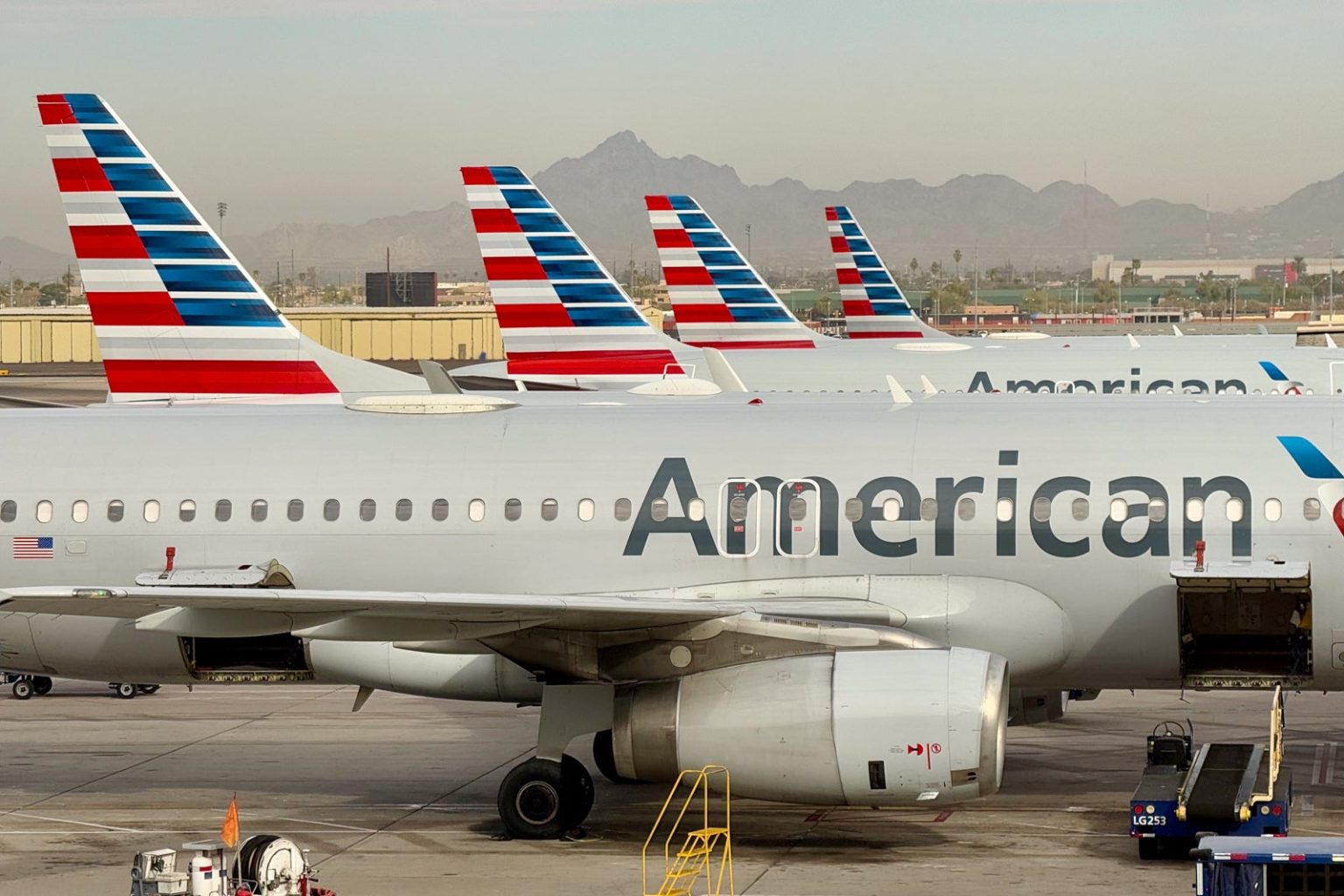 American Airlines plans new business-class suites, more lounges and improved Wi-Fi for 2025